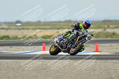 media/Apr-18-2025-TrackDaz (Fri) [[45f5874c44]]/C Group/Session 1 (Turn 7)/